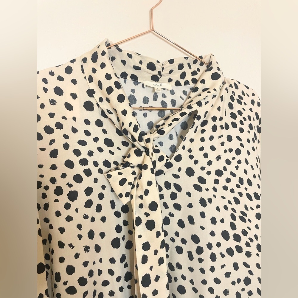 Easel Cream and Black Spotted Blouse - Picture 3 of 4